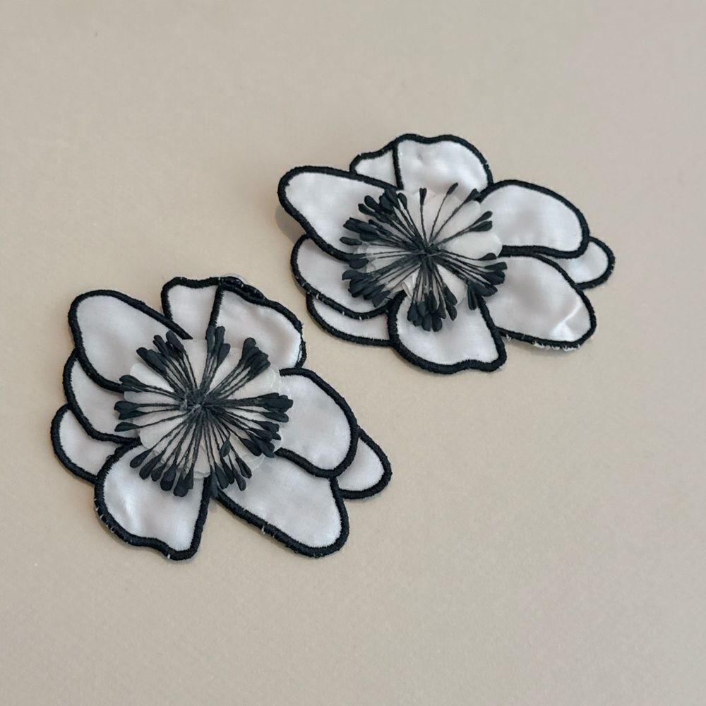 Flower statement earrings N1271 - Picture 2 of 4